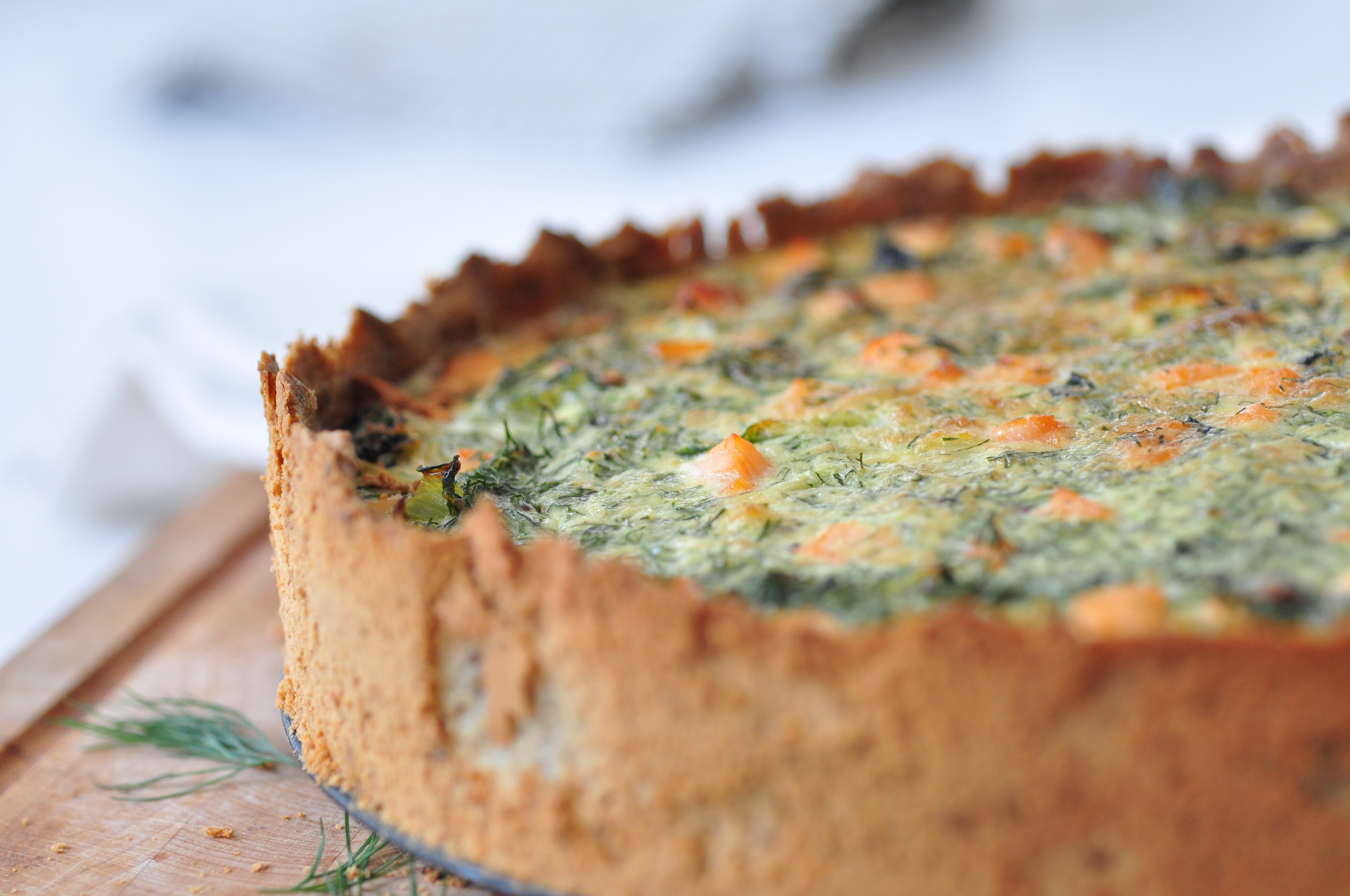 Quiche with salmon and veggies